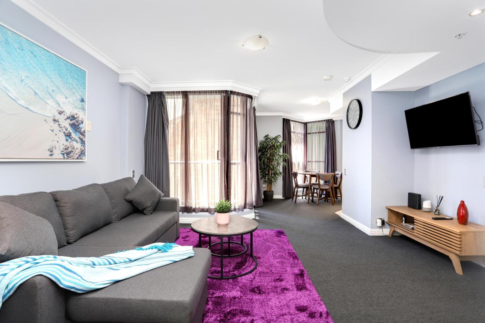 Luxliving Cbd 2 Beds Luxury Modern